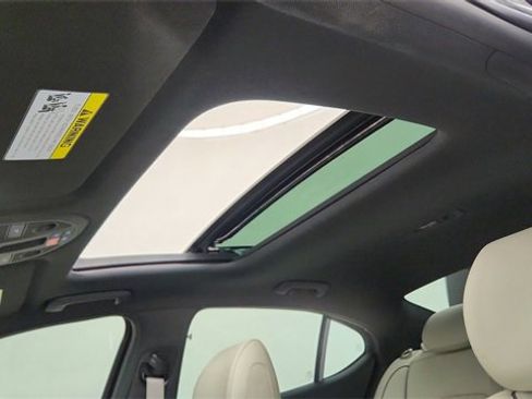 Used 2025 Genesis G70 2.5T w/ Sport Prestige Package image 54