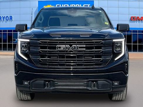Used 2024 GMC Sierra 1500 Elevation w/ LPO, Elevation Black Package image 2