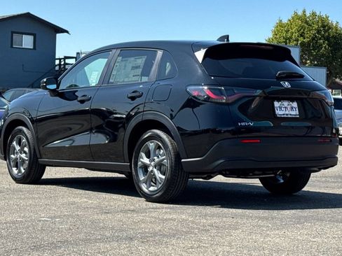 New 2026 Honda HR-V LX image 6