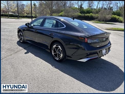 New 2026 Hyundai Sonata SEL FWD image 5
