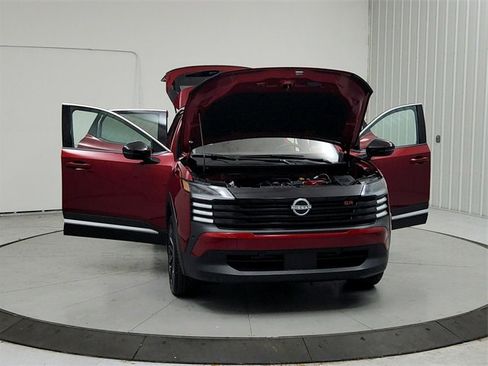 New 2026 Nissan Kicks SR w/ SR Premium Package image 10