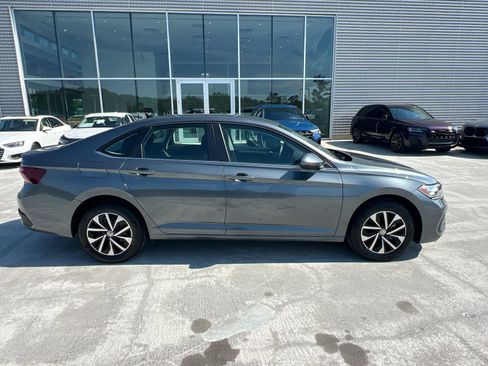 Used 2024 Volkswagen Jetta S FWD image 4