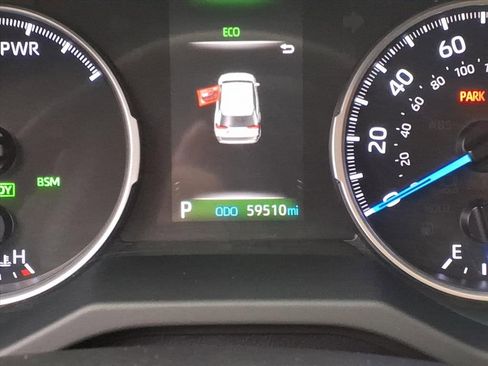 Used 2019 Toyota RAV4 XLE image 22