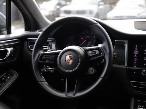 Used 2024 Porsche Macan GTS AWD/4WD image 14