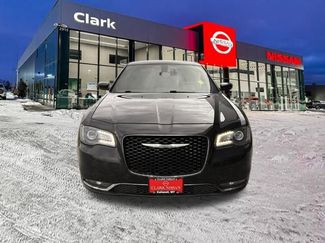 Used 2019 Chrysler 300 S video 2