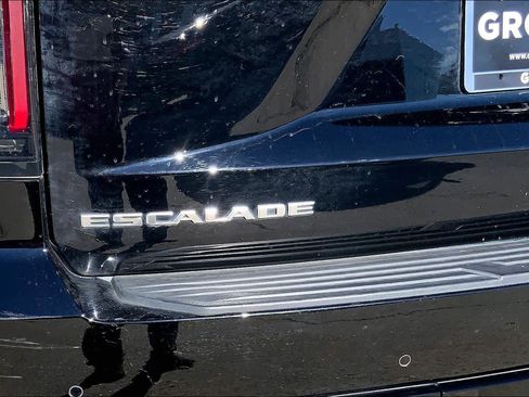 Used 2023 Cadillac Escalade Sport w/ Touring Package image 30