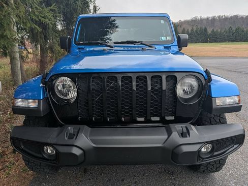 Used 2022 Jeep Gladiator Sport image 12