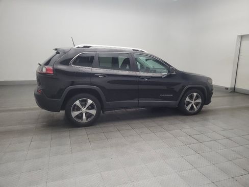 Used 2019 Jeep Cherokee Limited w/ Technology Group FWD image 10