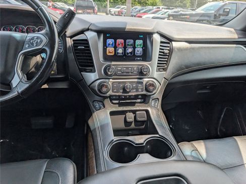 Used 2018 Chevrolet Suburban LT AWD/4WD image 20