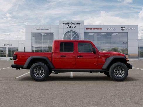 Used 2025 Jeep Gladiator Mojave w/ Convenience Group AWD/4WD image 21