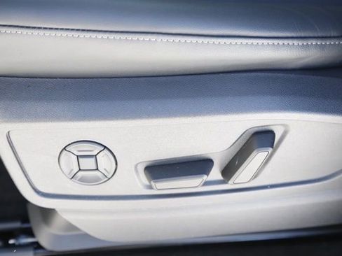 New 2025 Audi Q5 Premium image 13