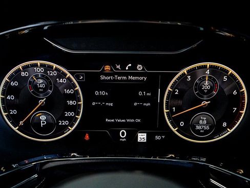 Used 2021 Bentley Flying Spur W12 image 45