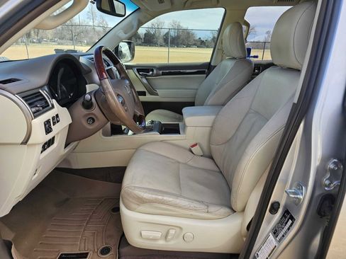 Used 2016 Lexus GX 460 w/ Premium Package image 9