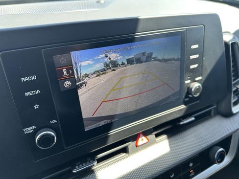 Used 2025 Kia Sportage LX image 29