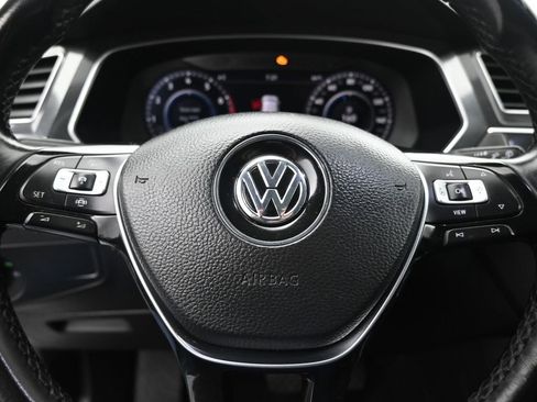 Used 2019 Volkswagen Tiguan SEL image 12