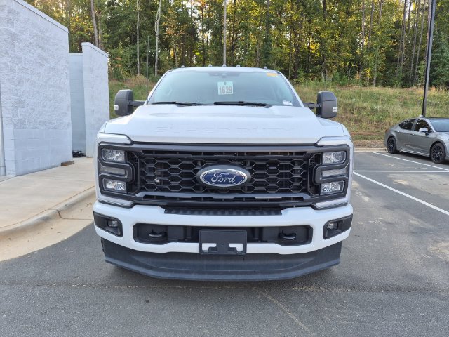 Used 2024 Ford F250 XL w/ STX Appearance Package AWD/4WD image 3