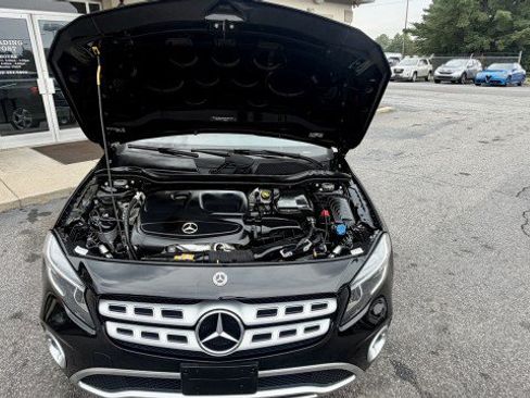 Used 2019 Mercedes-Benz GLA 250 4MATIC image 22