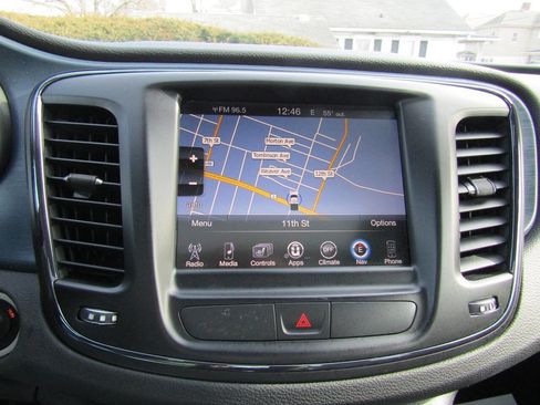 Used 2016 Chrysler 200 S w/ Navigation & Sound Group I image 15