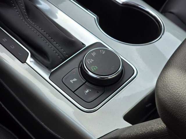 New 2026 Chevrolet Blazer LT w/ Sound & Technology Package AWD/4WD image 33