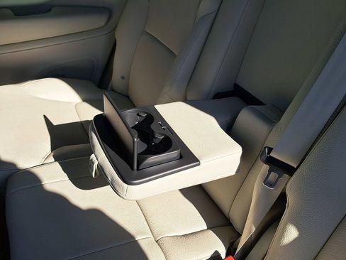 Used 2023 Volvo XC90 B6 Plus w/ Protection Package Premier image 27