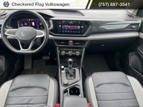 Used 2022 Volkswagen Taos SEL AWD/4WD image 40