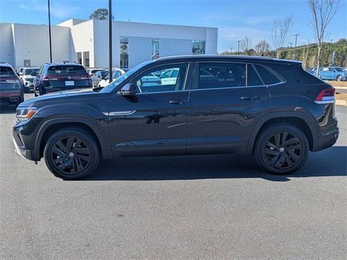 Certified 2021 Volkswagen Atlas Cross Sport SE w/ Panoramic Sunroof Package image 7