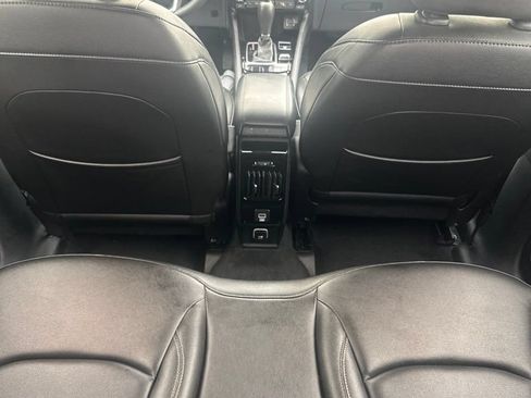 Used 2024 Jeep Compass Limited AWD/4WD image 6