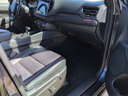Used 2024 Dodge Durango GT image 22
