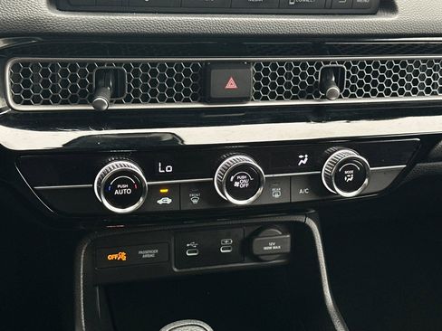 Certified 2025 Honda Civic LX image 19