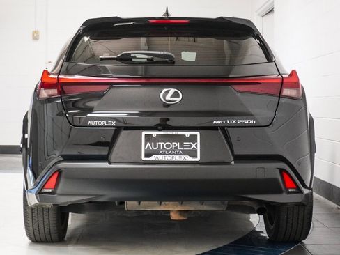 Used 2024 Lexus UX 250h AWD w/ Premium Package image 36
