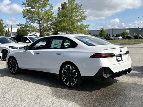 New 2026 BMW i5 M60 w/ Premium Package AWD/4WD image 5