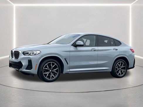 Used 2025 BMW X4 xDrive30i image 24