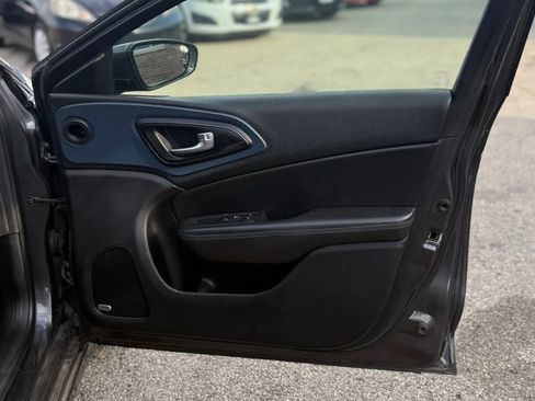 Used 2015 Chrysler 200 S w/ Navigation & Sound Group I FWD image 18