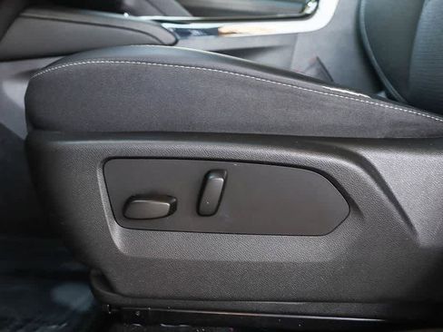 Used 2023 Buick Envision Preferred image 21