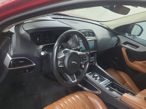 Used 2020 Jaguar F-PACE Portfolio AWD/4WD image 10