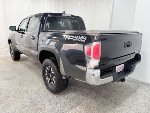 Used 2020 Toyota Tacoma TRD Off-Road image 5