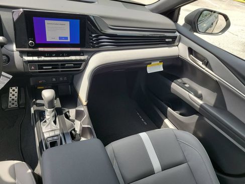 New 2026 Toyota Camry SE FWD image 28