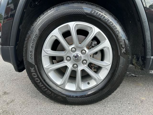 Used 2015 Jeep Grand Cherokee Laredo w/ Quick Order Package 23E AWD/4WD image 25