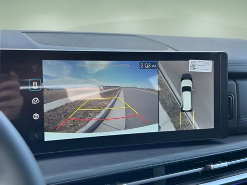 New 2025 Hyundai Santa Fe Limited image 18