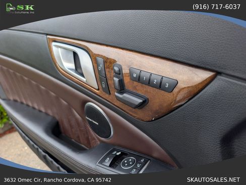 Used 2015 Mercedes-Benz SLK 250 image 35