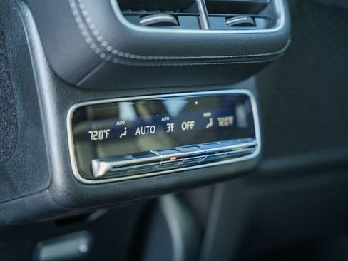 New 2026 Mercedes-Benz GLS 450 4MATIC image 34