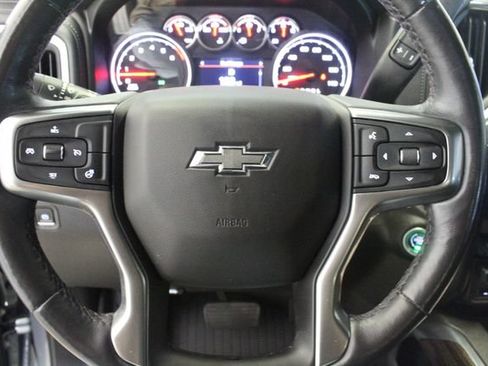 Used 2021 Chevrolet Silverado 1500 LT Trail Boss w/ Bed Protection Package AWD/4WD image 13