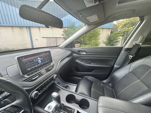 Used 2019 Nissan Altima 2.5 SR w/ SR Premium Package FWD image 22
