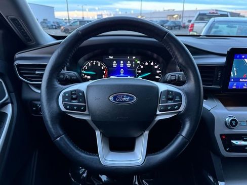 Certified 2023 Ford Explorer XLT w/ Equipment Group 202A image 33