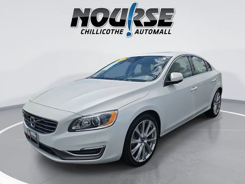 Used 2018 Volvo S60 T5 Inscription Platinum w/ Climate Package AWD/4WD image 1