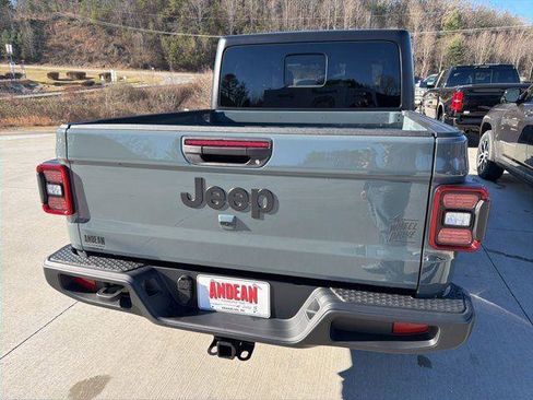 New 2026 Jeep Gladiator Willys AWD/4WD image 4