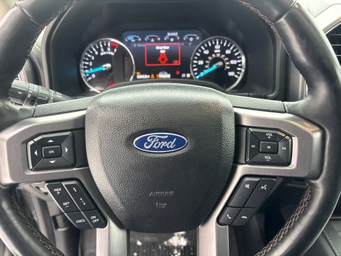 Used 2021 Ford Expedition Platinum image 16