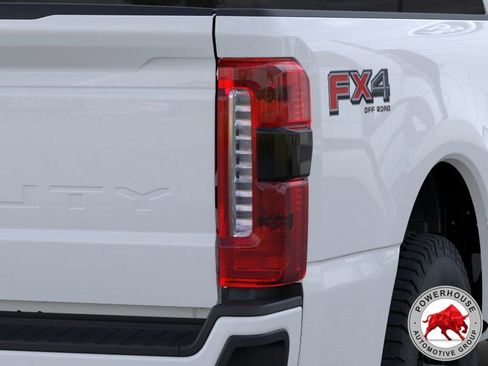 New 2026 Ford F250 4x4 Crew Cab Super Duty image 23