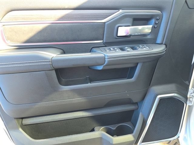 Used 2025 RAM 2500 Laramie AWD/4WD image 14