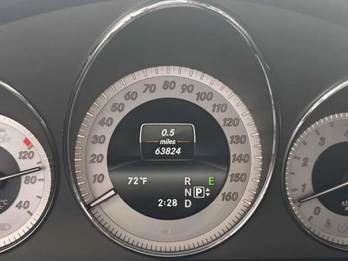 Used 2015 Mercedes-Benz GLK 350 4MATIC image 26